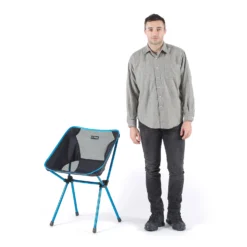 Campingstoel Helinox Café Chair Black -Winkel Voor Kampeerartikelen Voor Buiten 4 cafechairblackmale185cmmodelcut2 2000px2000x