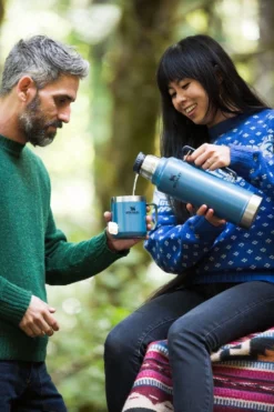 Thermosbeker Stanley The Legendary Camp Mug Hammertone Lake 0,35L -Winkel Voor Kampeerartikelen Voor Buiten 7 800x1200 1