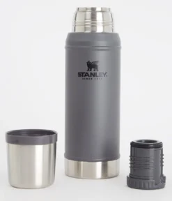 Thermosfles Stanley The Legendary Classic Bottle Charcoal 0,75L -Winkel Voor Kampeerartikelen Voor Buiten download 1